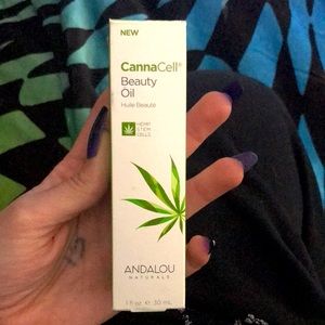 ✨🆕BNIB! Andalou Cannacell Beauty Oil!✨